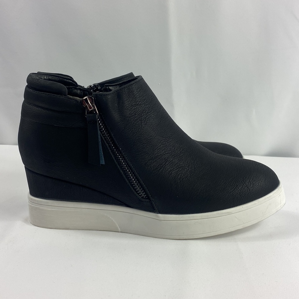 Dream Pairs Wedge Boot Size 9.5 - Picture 3 of 8